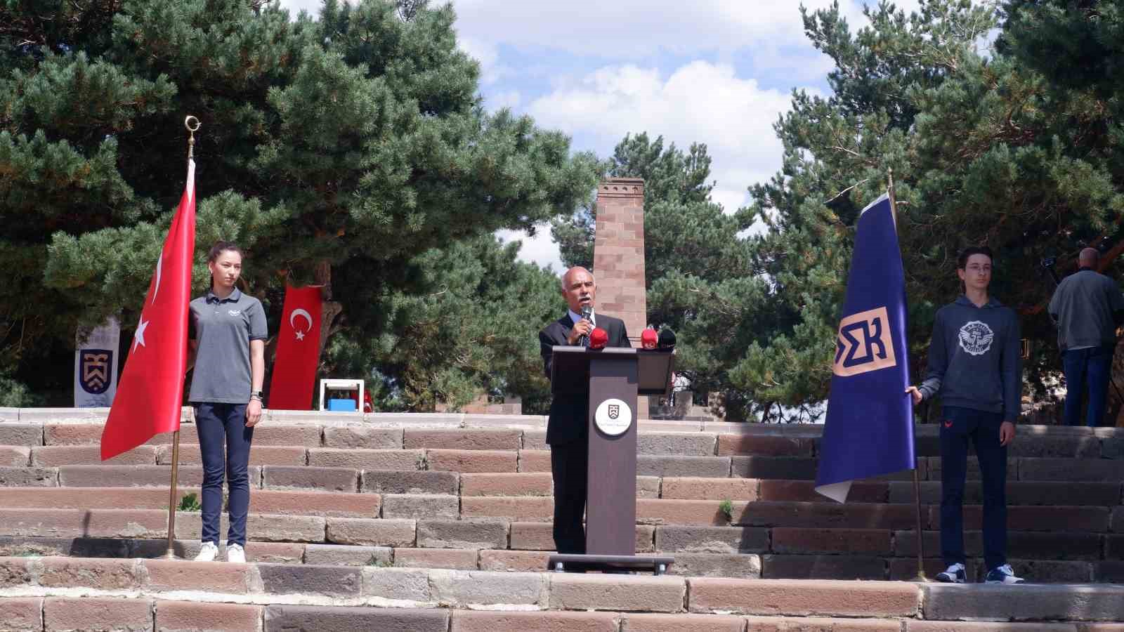 Erzurum tabyalarında ilk ders: Aşk-ı Vatan
