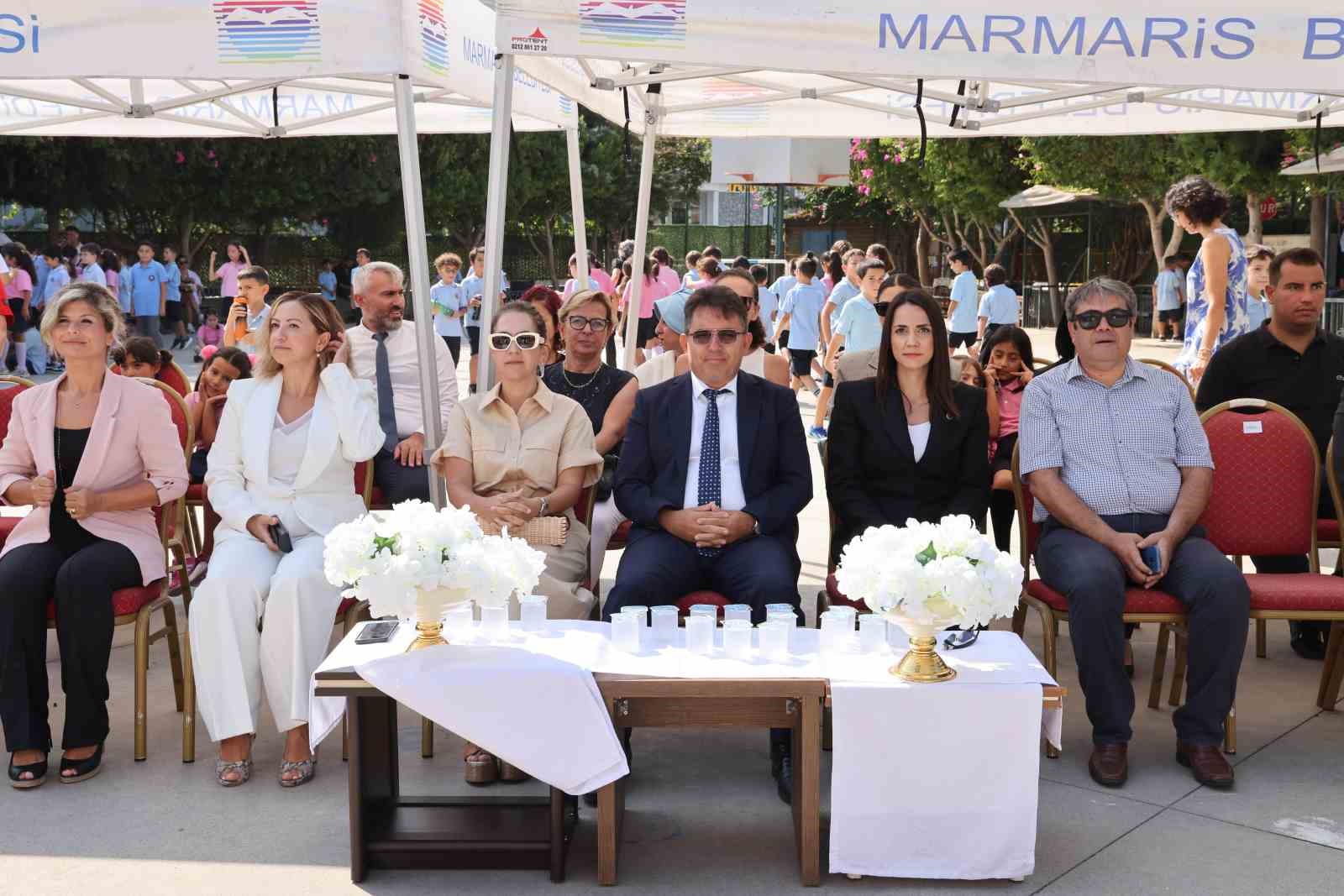 Marmaris’te okullar törenle açıldı
