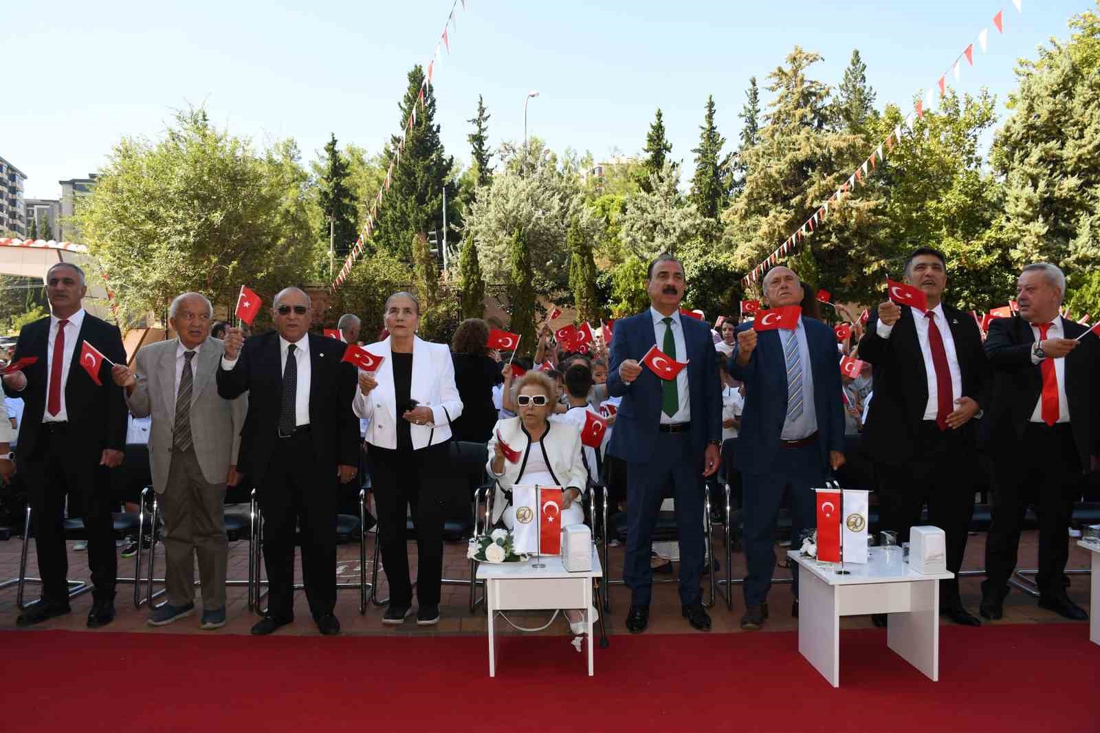 Şampiyonların okulu Gaziantep Kolej Vakfı’nda coşkulu açılış
