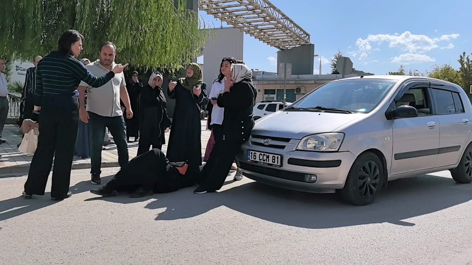 Bursa’da otomobilin çarptığı yaya yaralandı
