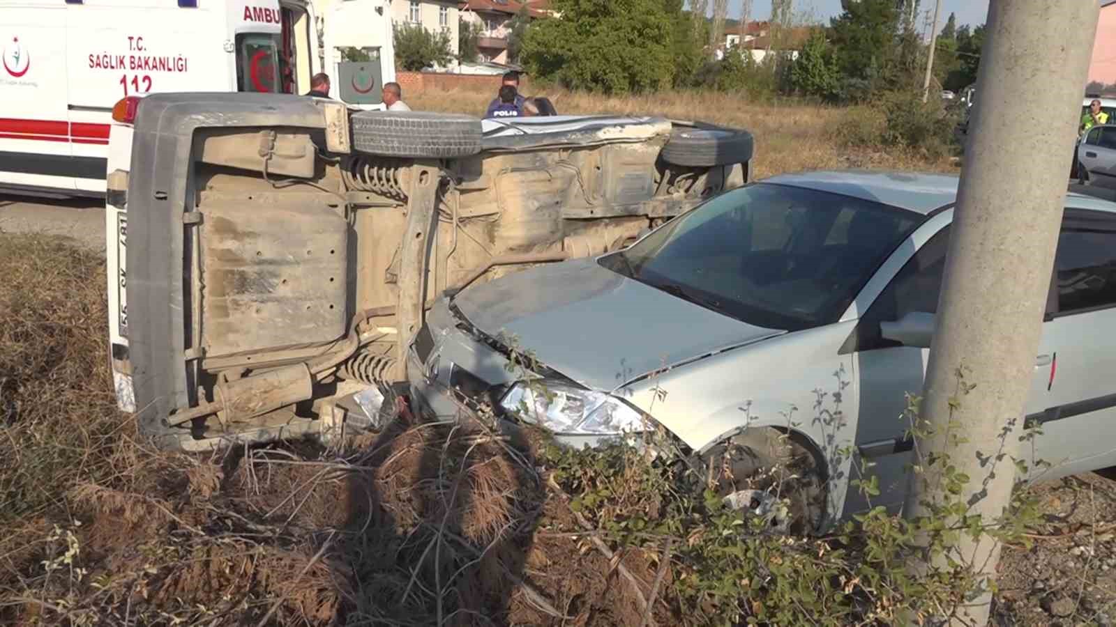 Amasya’da 2 otomobil çarpıştı: 2 yaralı
