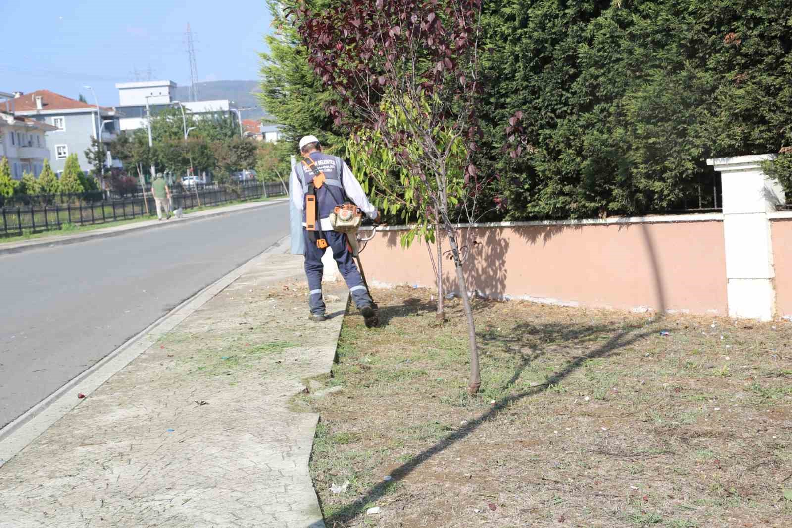 Serdivan’da yollar temiz ve bakımlı
