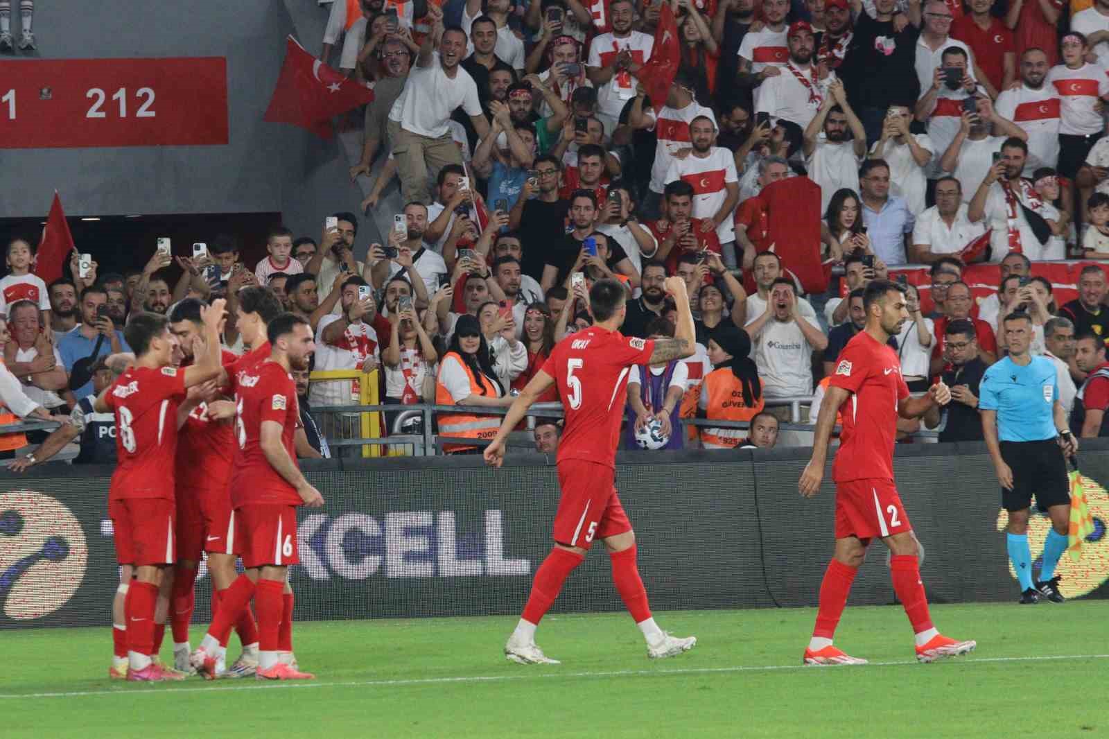 UEFA Uluslar Ligi: Türkiye: 3 - İzlanda: 1 (Maç sonucu)
