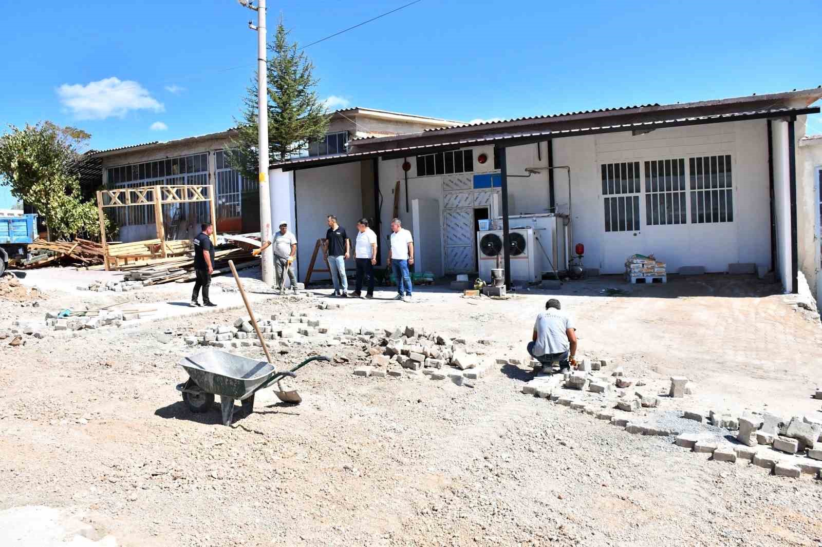 Başkan Koca, Sanayi Sitesindeki üst yapı çalışmalarını inceledi
