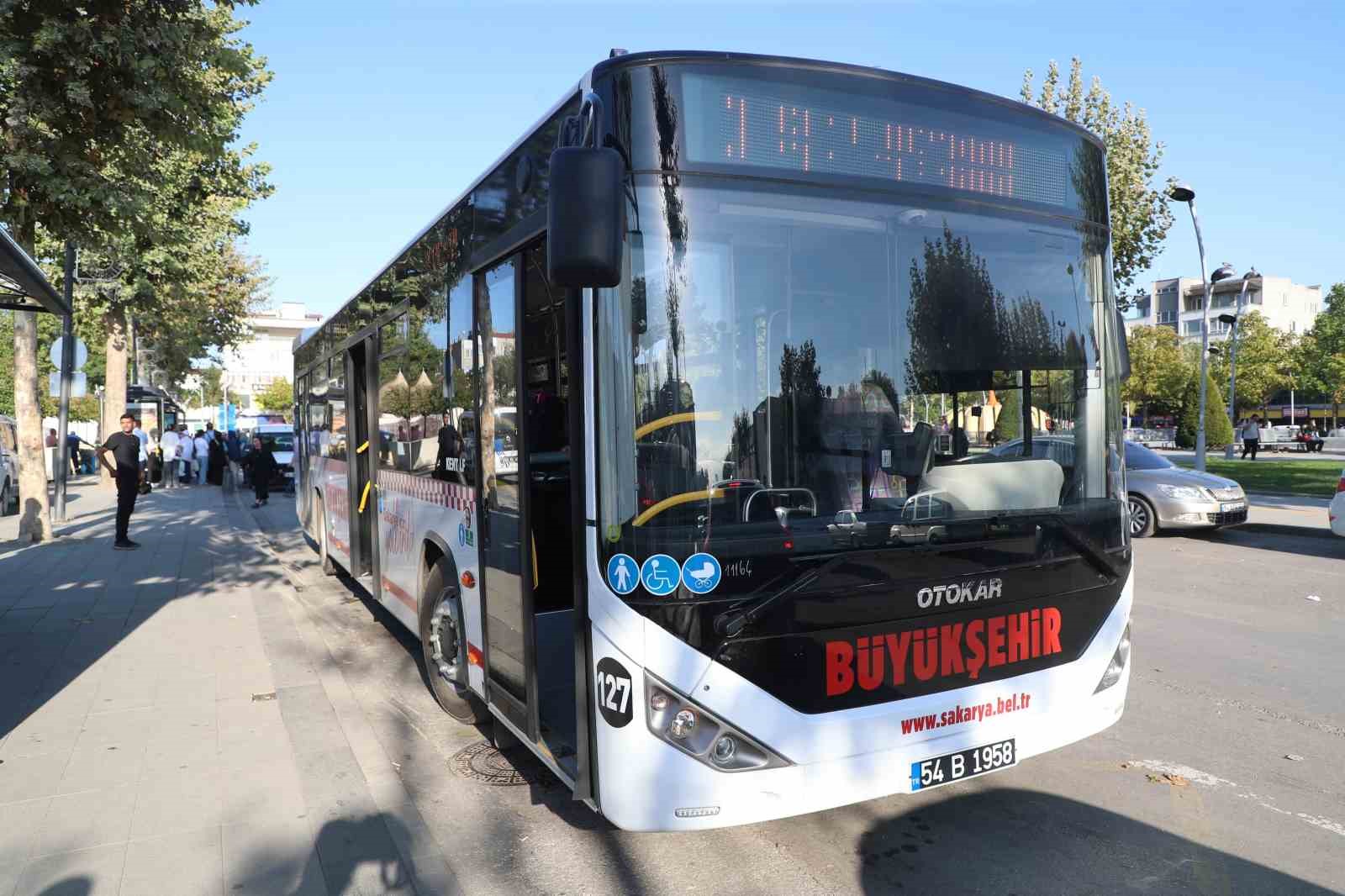 Sakarya’da toplu taşımaya güç katan yeni araçlar yollarda
