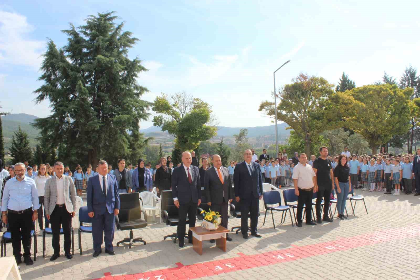 Osmaneli’de ilköğretim haftası kutlandı
