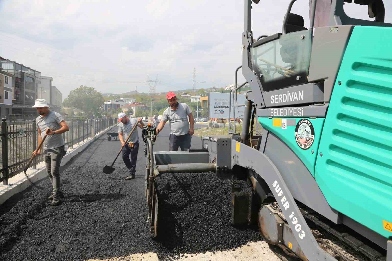 Serdivan’da Mahalle Otoparkının ilk adımı atıldı
