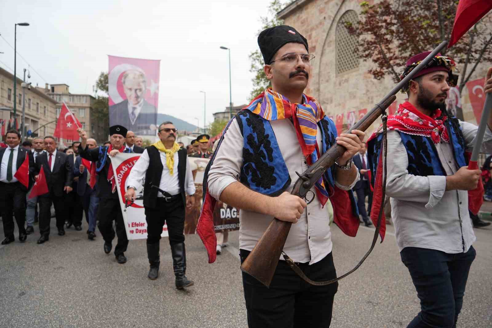 Bursa’nın düşman işgalinden kurtuluşu coşkuyla kutlandı
