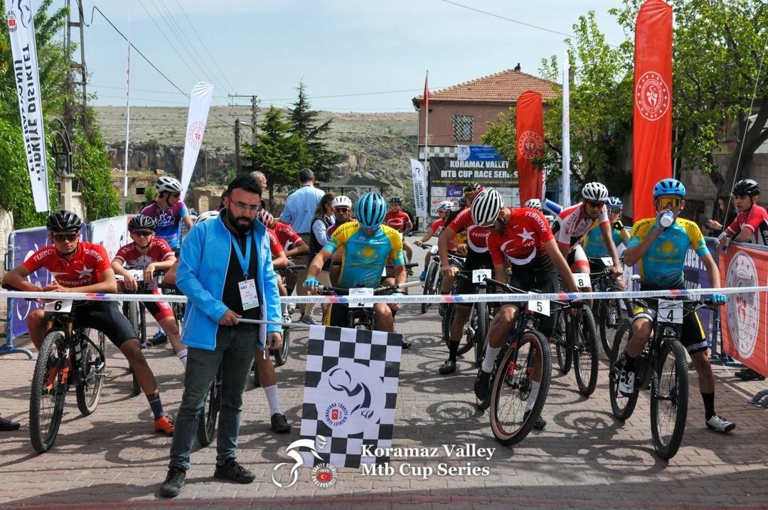 Erzurum’dan Emin Müftüoğlu’na destek
