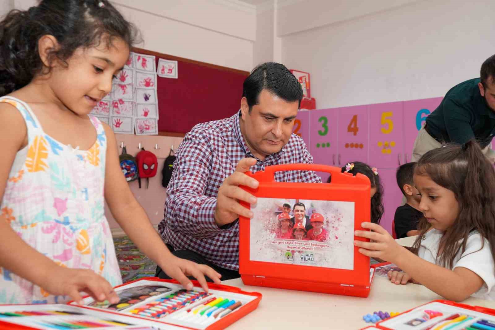 Yılmaz’dan Emrullah-Şule Anaokulu’na anlamlı ziyaret
