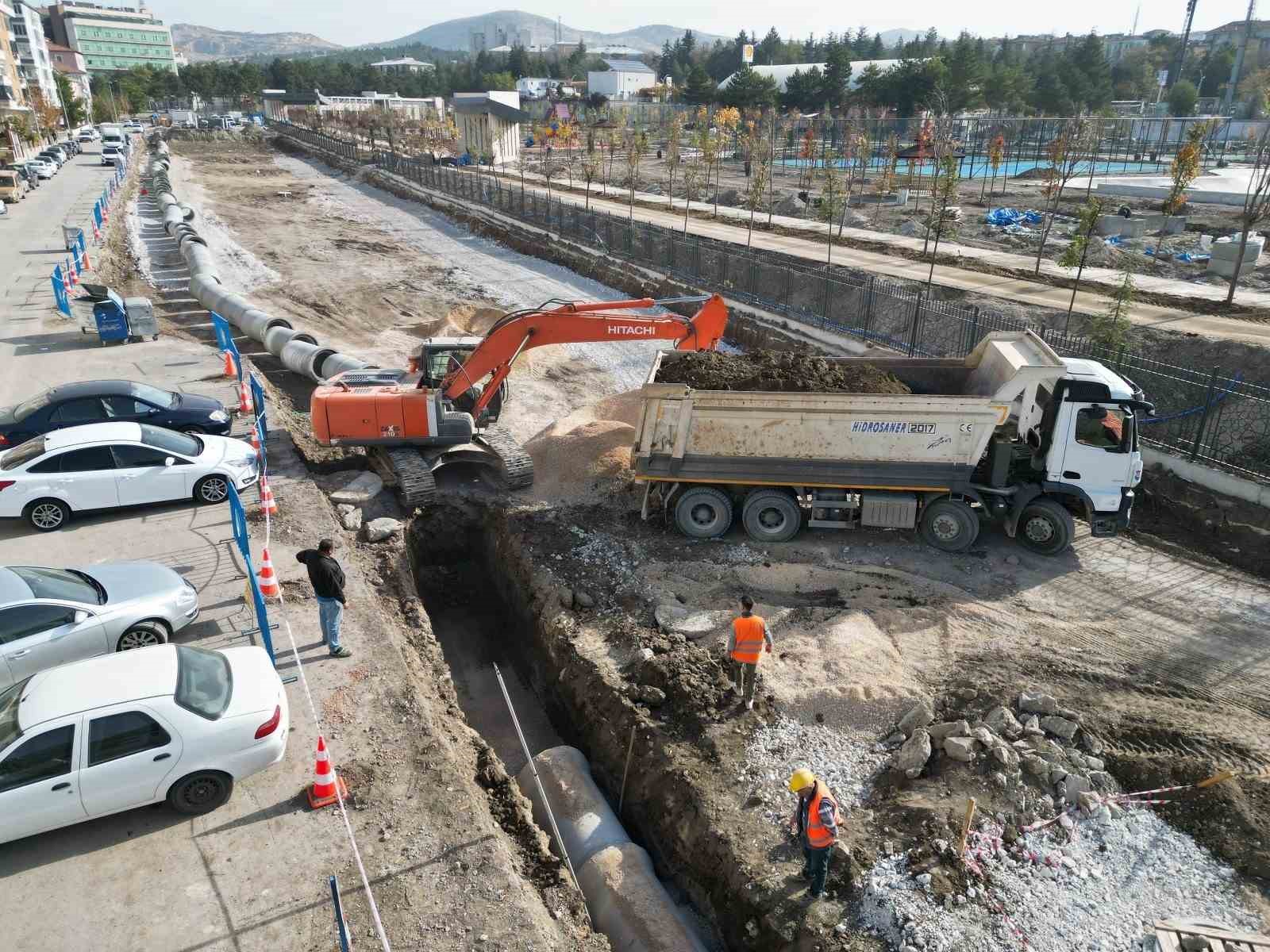 Çorum’da 5 yılda 17 bin 500 metre yağmur suyu hattı yapıldı
