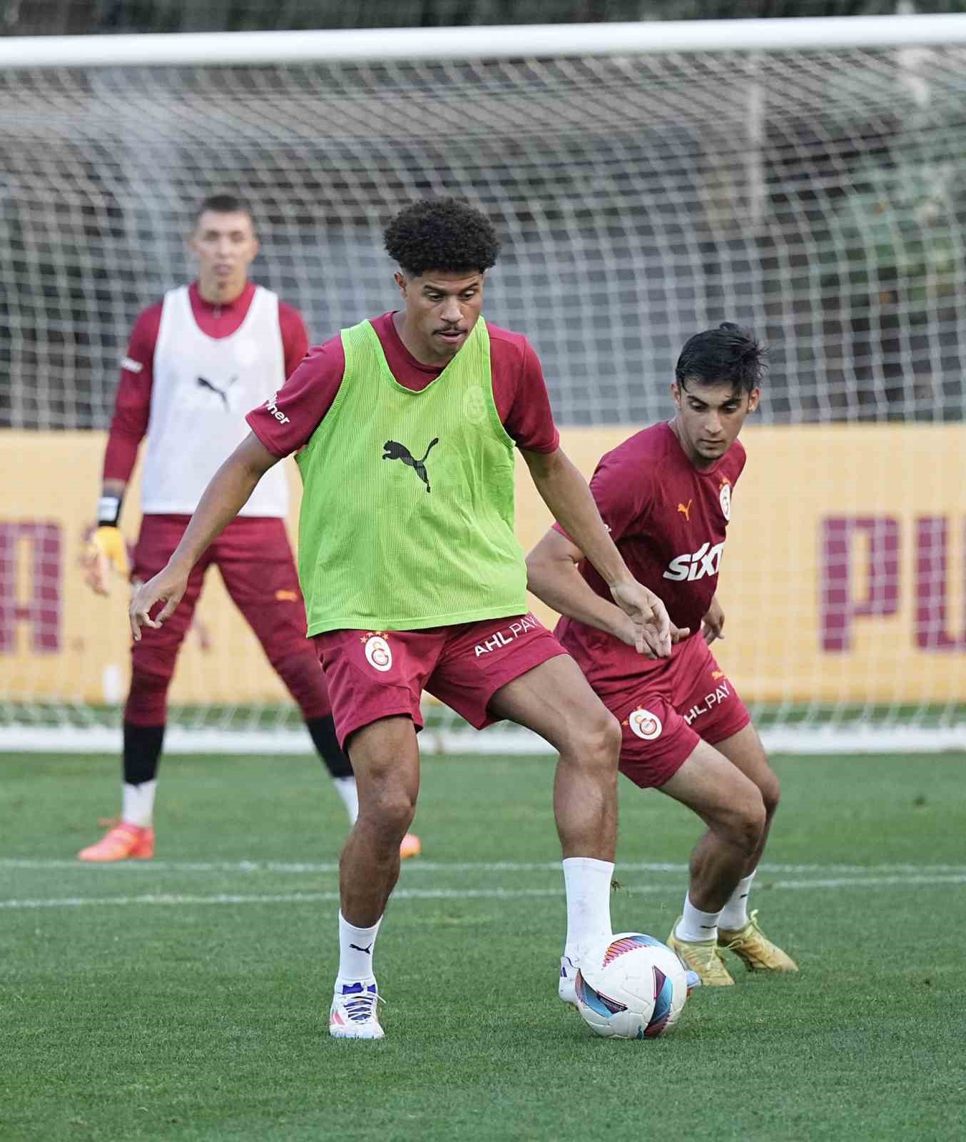 Galatasaray, Çaykur Rizespor maçı hazırlıklarını sürdürdü
