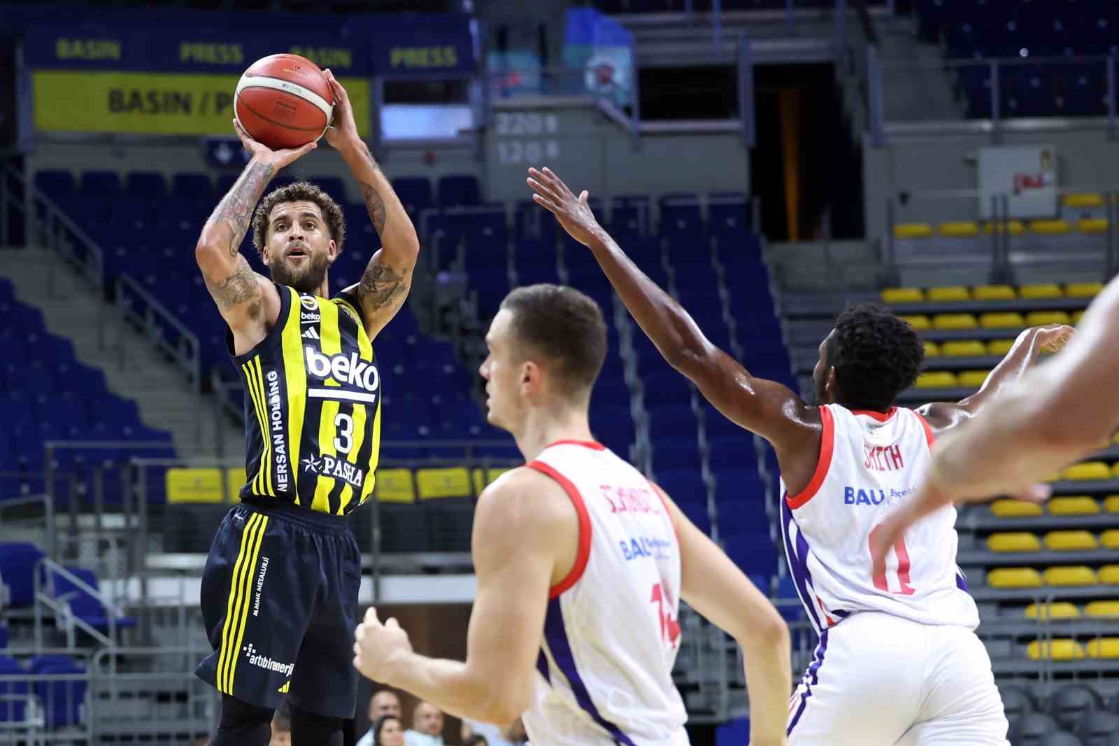 Fenerbahçe, hazırlık maçında Bahçeşehir Koleji’ni 97-80 mağlup etti
