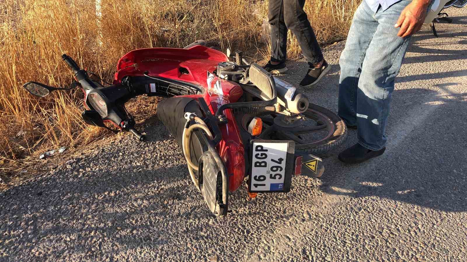 Bursa’da motosiklet ile otomobil çarpıştı: 1 ölü, 1 yaralı
