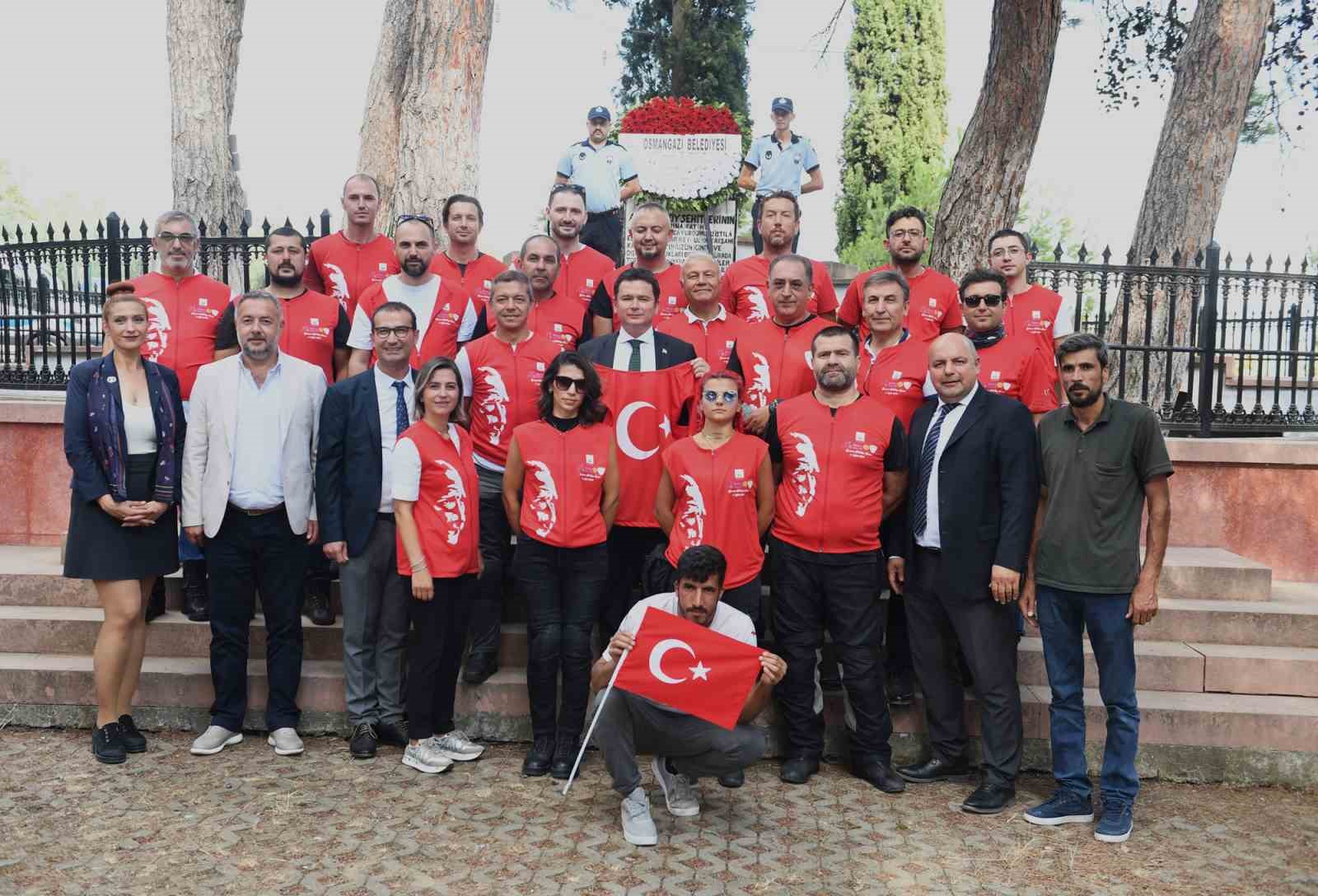 Bursa’nın kurtuluşunun 102’inci yıldönümüne motosikletliler renk kattı
