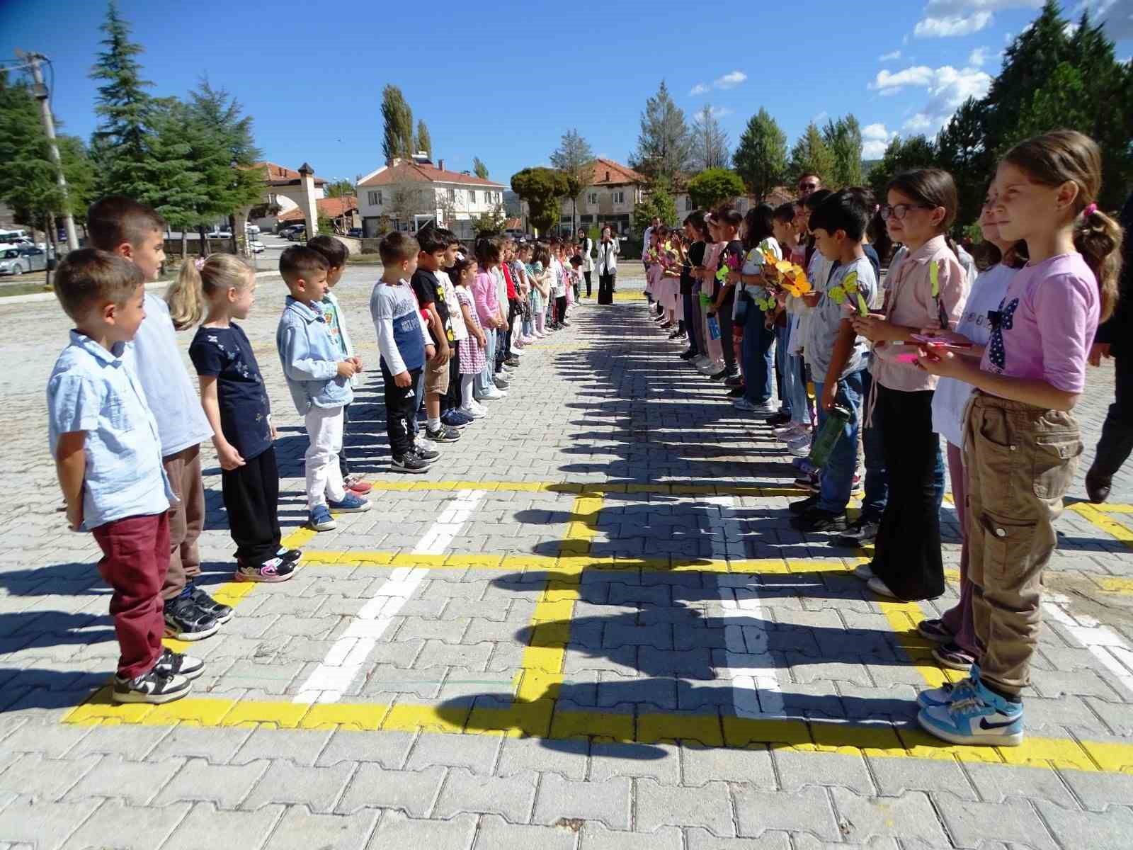 Hisarcık’ta İlköğretim Haftası kutlamaları
