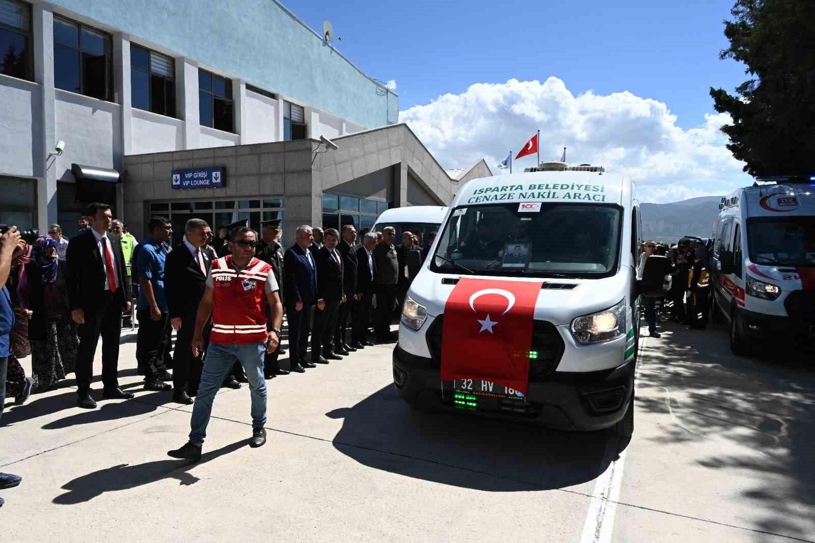 Şehit Uzman Çavuş Onur Çapan’ın naaşı Isparta’ya getirildi
