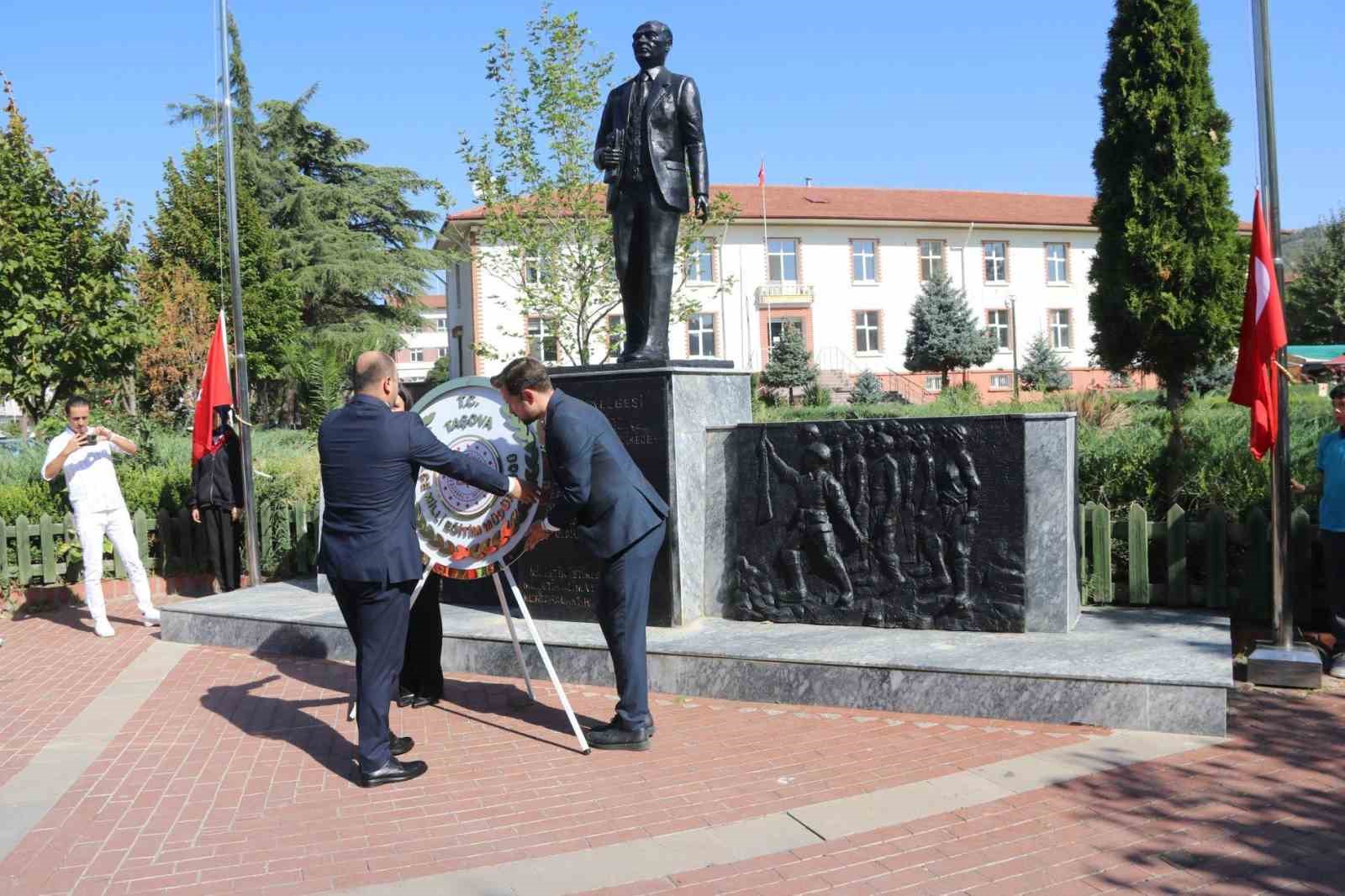 Taşova’da “İlköğretim Haftası” törenlerle kutlandı
