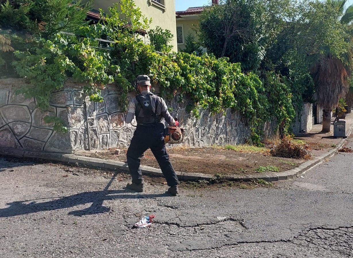 Erenler’de park ve bahçelerde çalışmalar sürüyor
