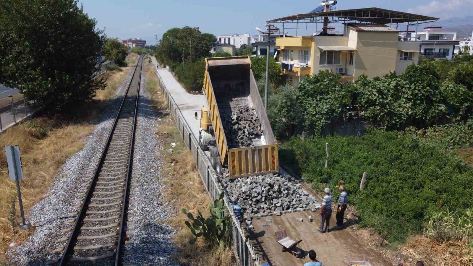 Nazilli’deki yolda yenileme çalışması yapıldı
