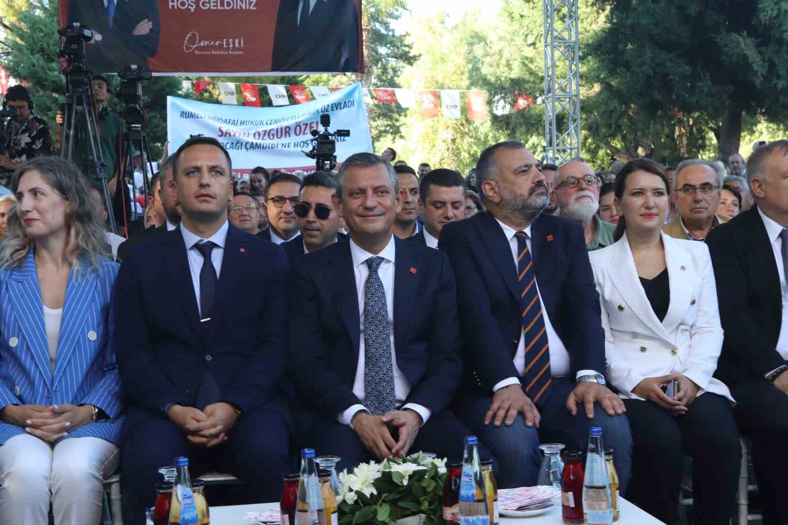 CHP Lideri Özel: “Camiyi de açıyoruz, ezanı da okutuyoruz”
