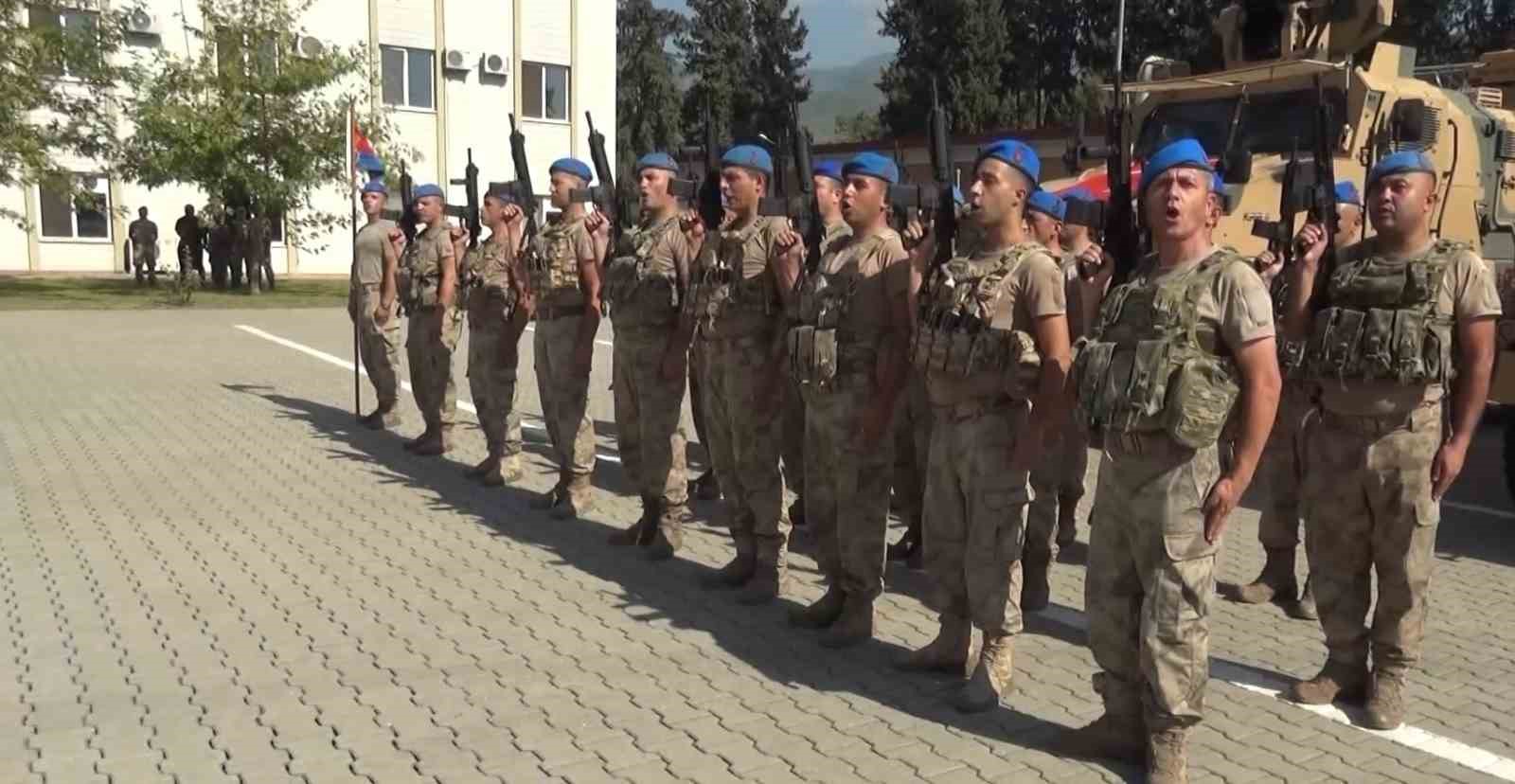 Osmaniye’de komandolar ’Barış Gücü’ çerçevesinde dualarla Suriye’ye uğurlandı
