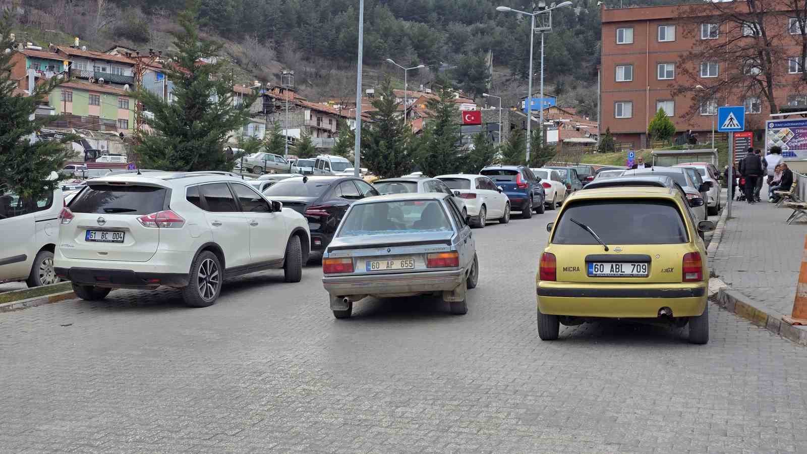 Başkan Yazıcıoğlu, trafik devrimi için kolları sıvadı
