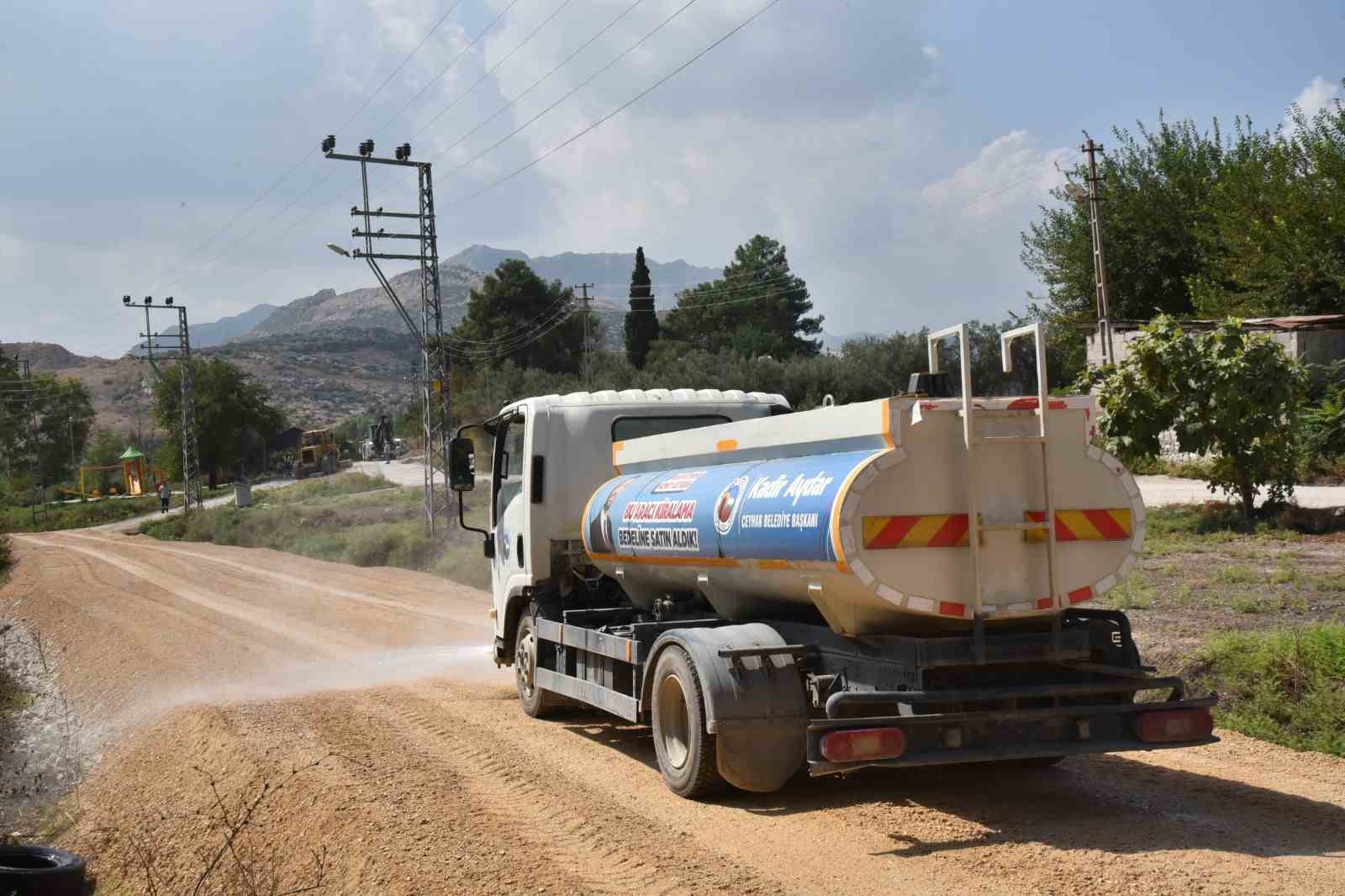 Başkan Aydar: “Ceyhan’da yol sorunu bırakmayacağız”
