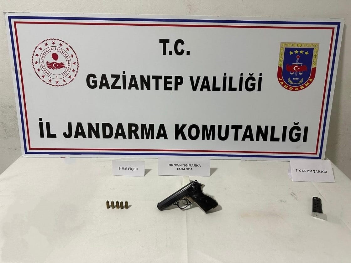 Gaziantep’te 19 adet ruhsatsız silah ele geçirildi
