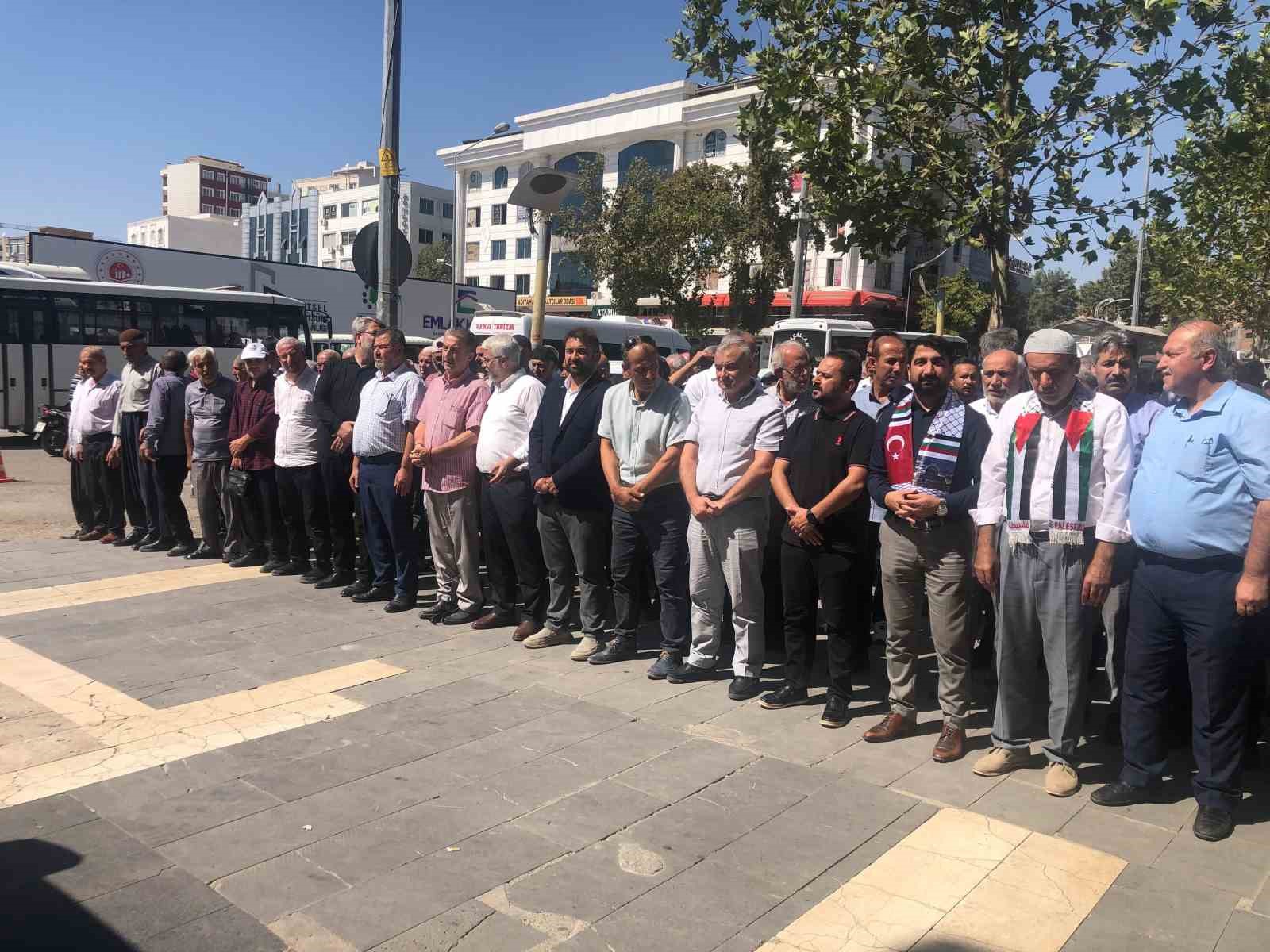 Adıyaman’da Ayşenur Ezgi Eygi için gıyabi cenaze namazı kılındı
