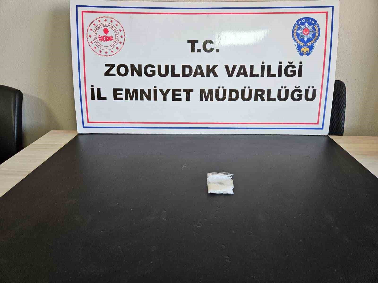 Zonguldak’ta uyuşturucu operasyonu: 2 şüpheli tutuklandı
