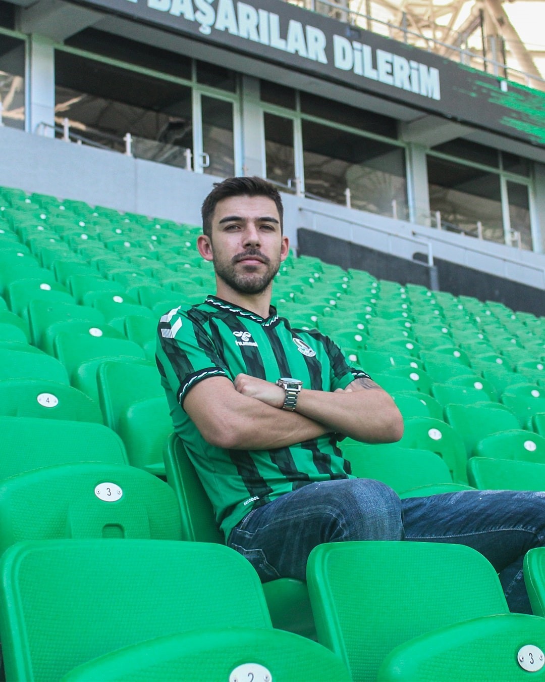 Sakaryaspor, 4 futbolcuyu transfer etti
