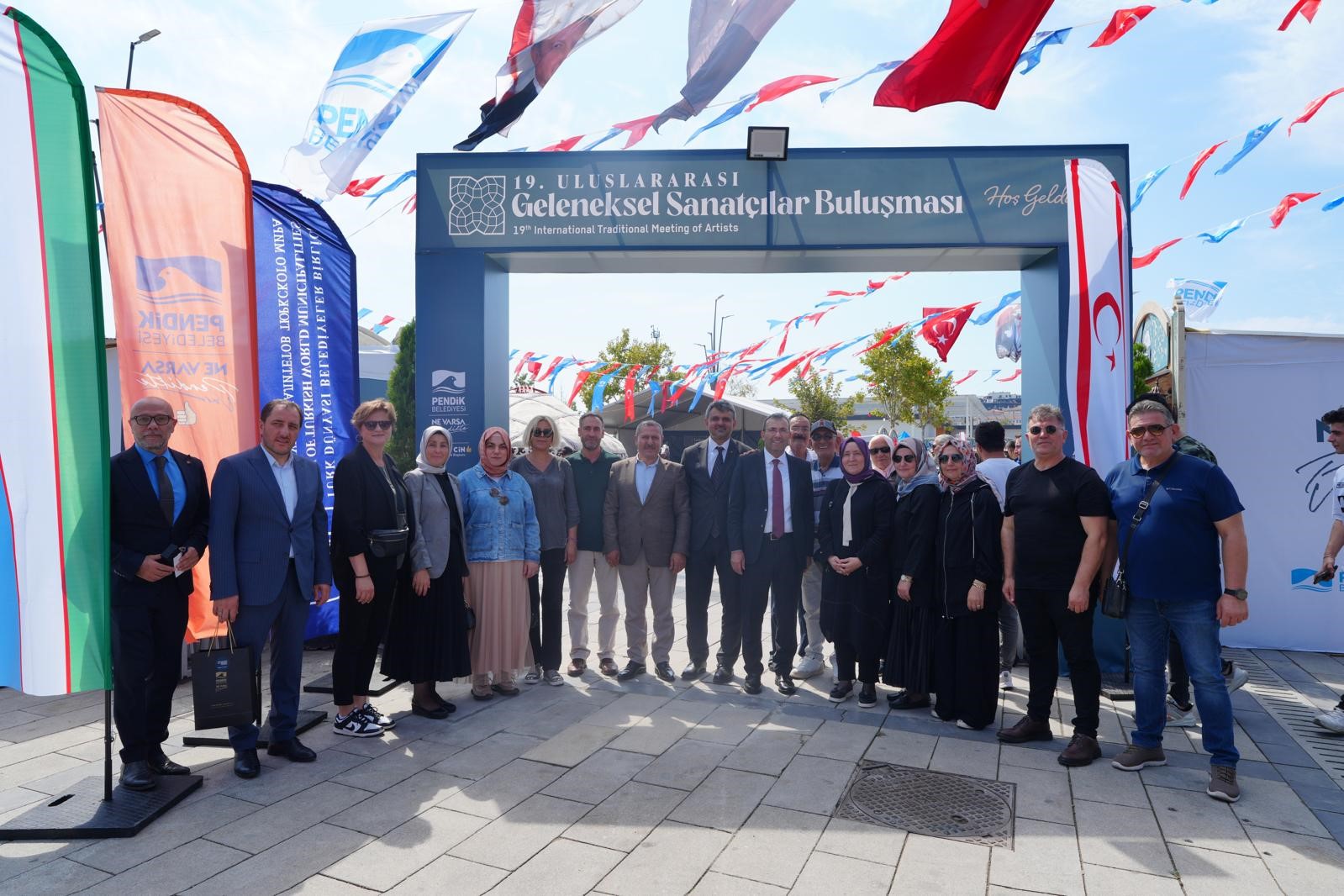 Geleneksel sanatlar Pendik’te buluştu, dev otağ çadırı havadan görüntülendi
