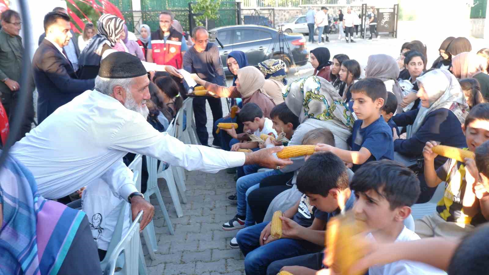 Şehit babasından duygulandıran paylaşım
