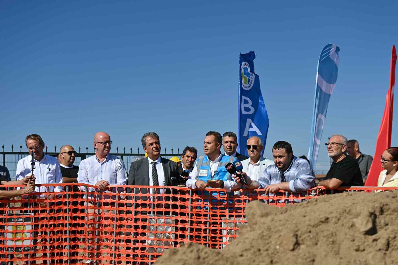 Balıkesir Büyükşehir Belediyesi’nden; Edremit Körfezi’nin kronikleşen altyapı sorununa neşter
