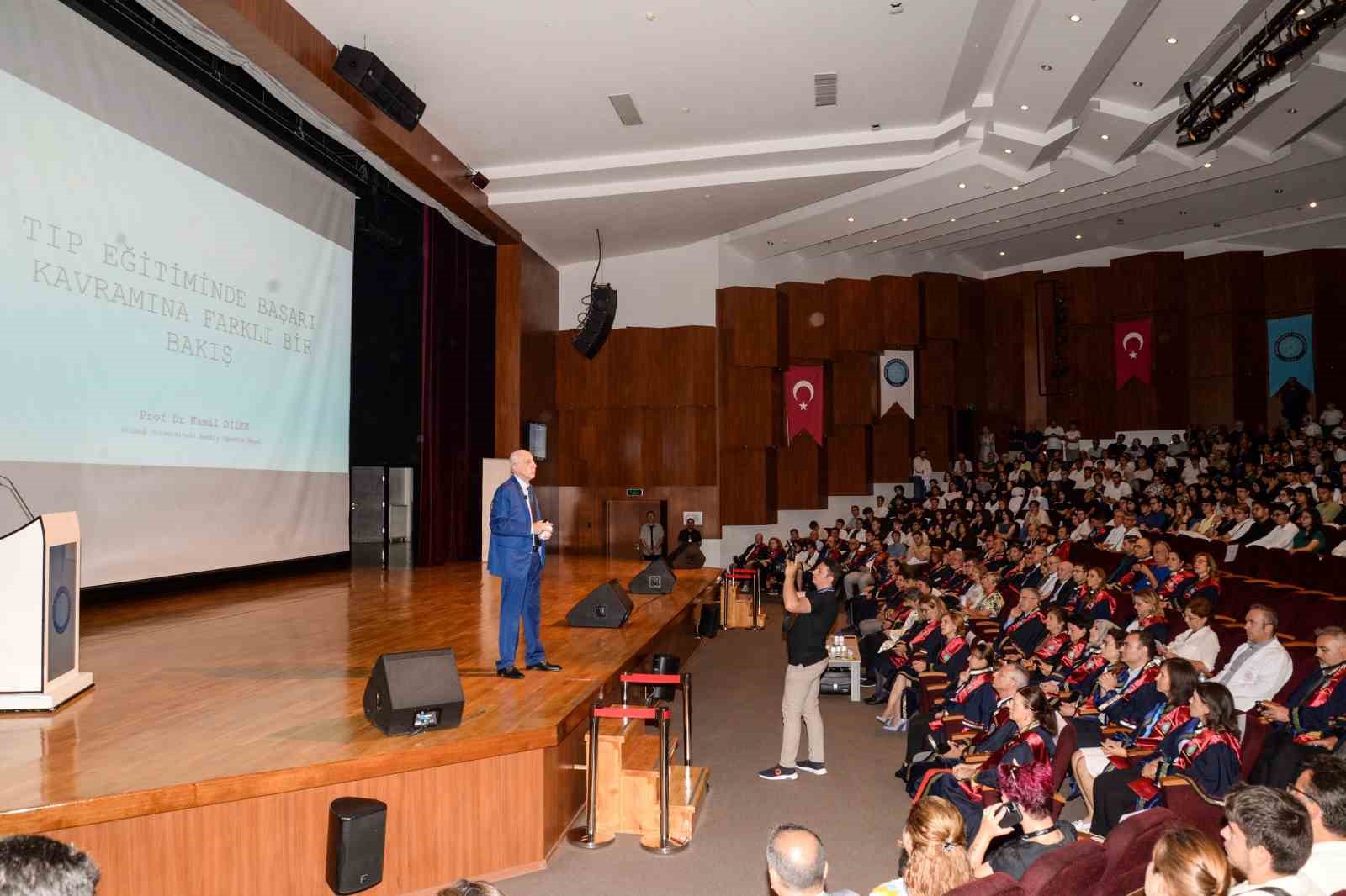 Hekimliğe ilk adımı attılar
