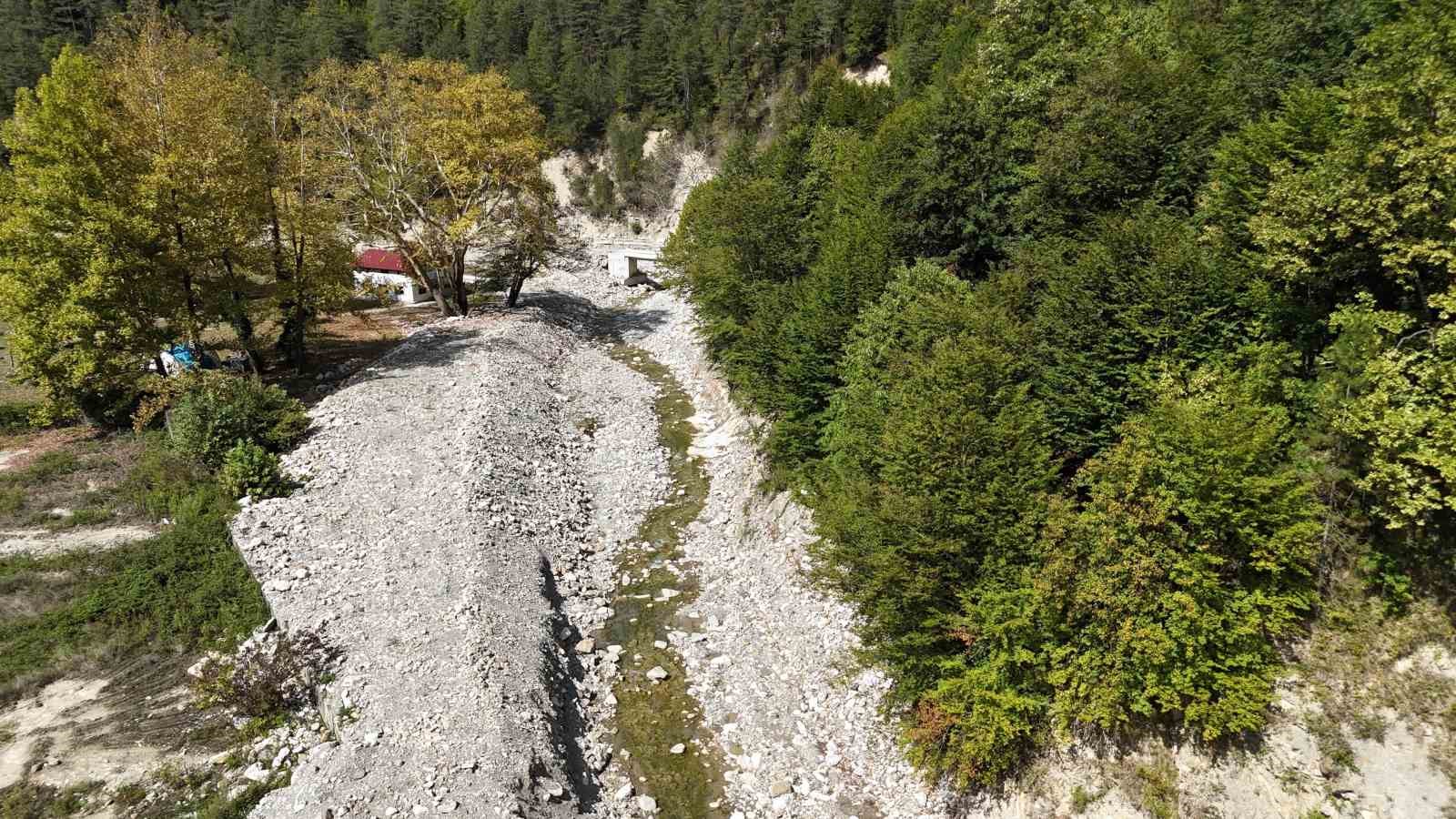 Düzce’de kuraklık su kaynaklarını etkiledi
