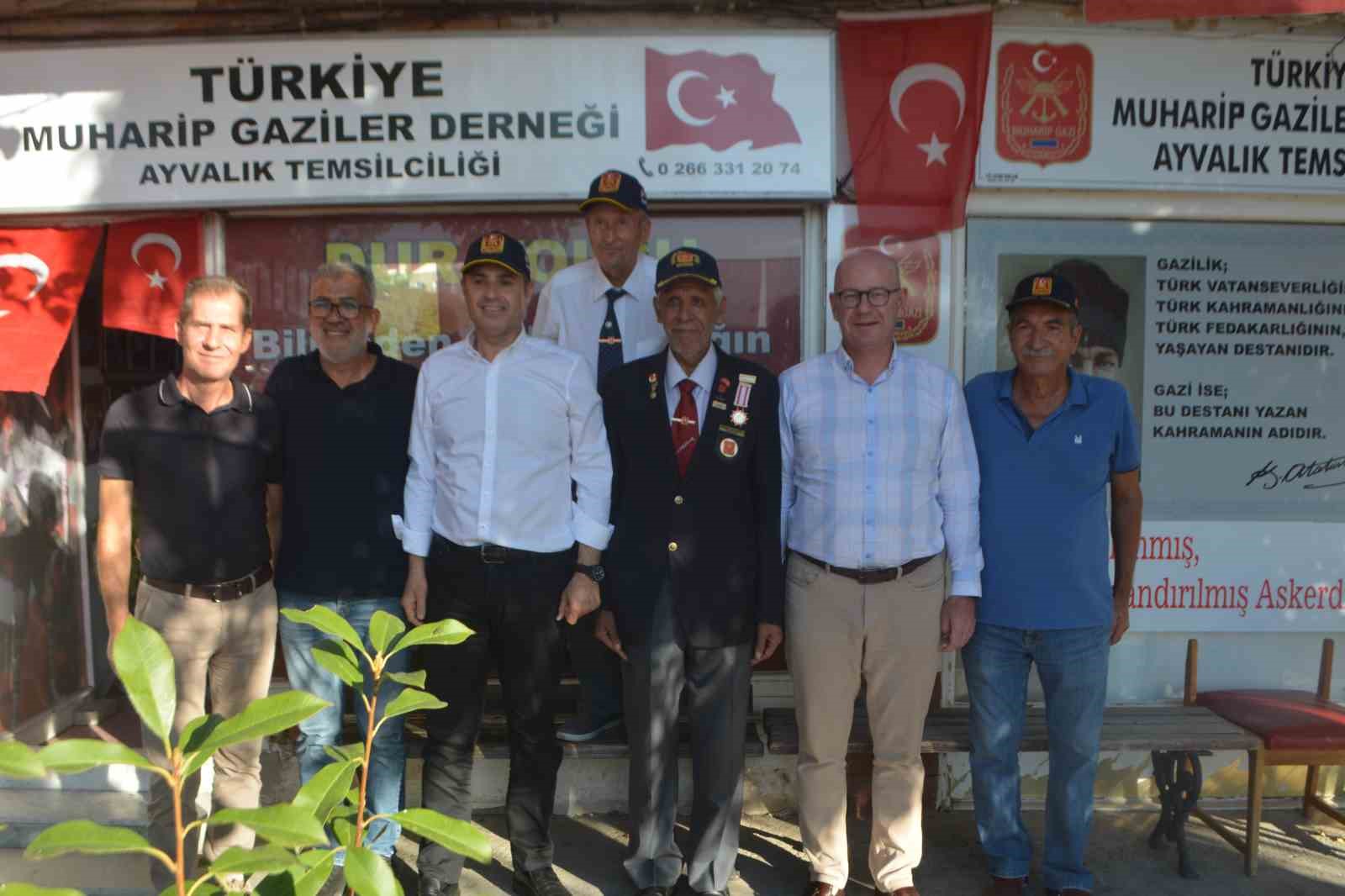 Balıkesir BŞB Başkanı Akın Ayvalıklı gazileri unutmadı
