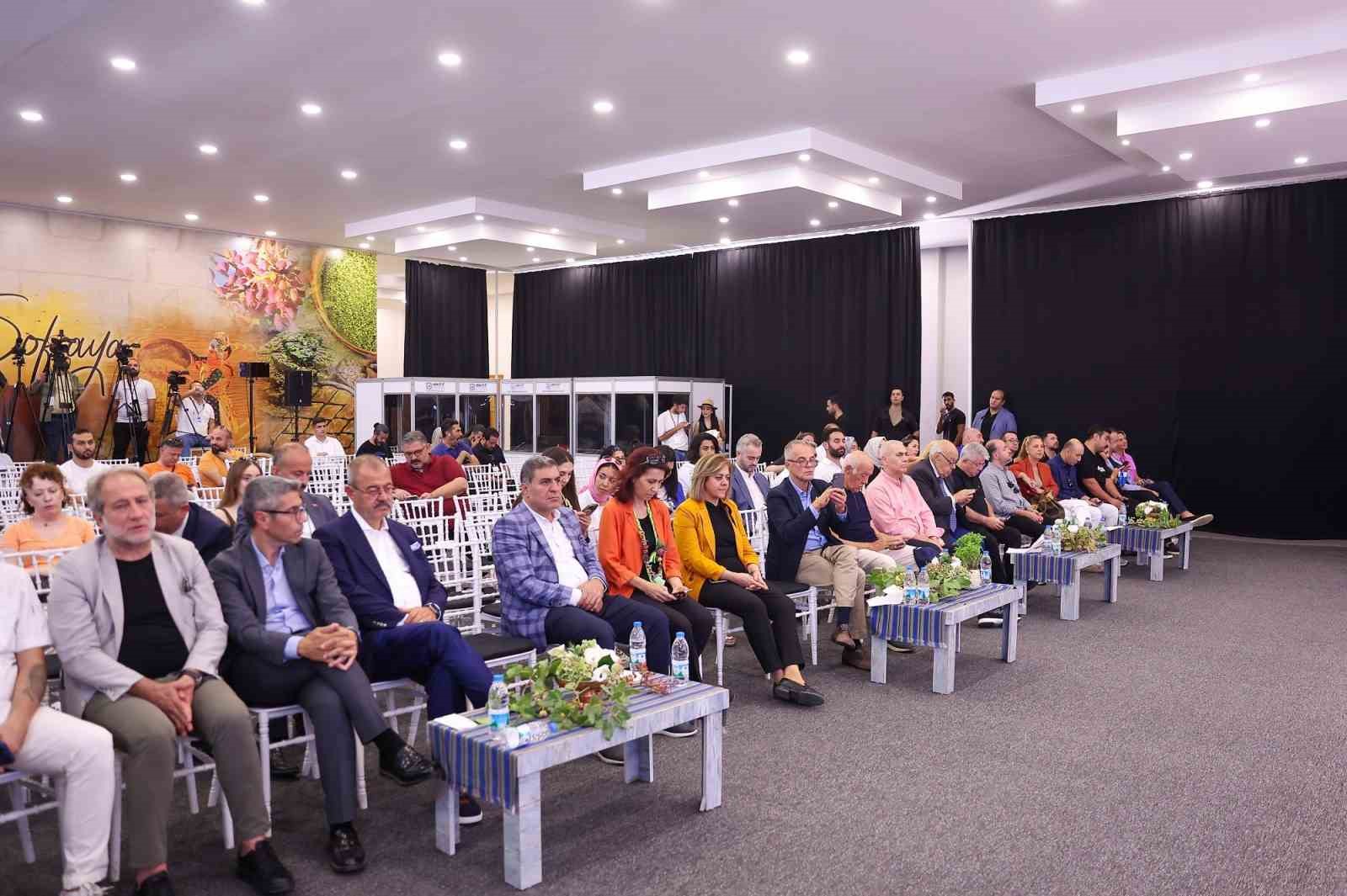 Gastroantep festivali kapsamında ilk panel düzenlendi
