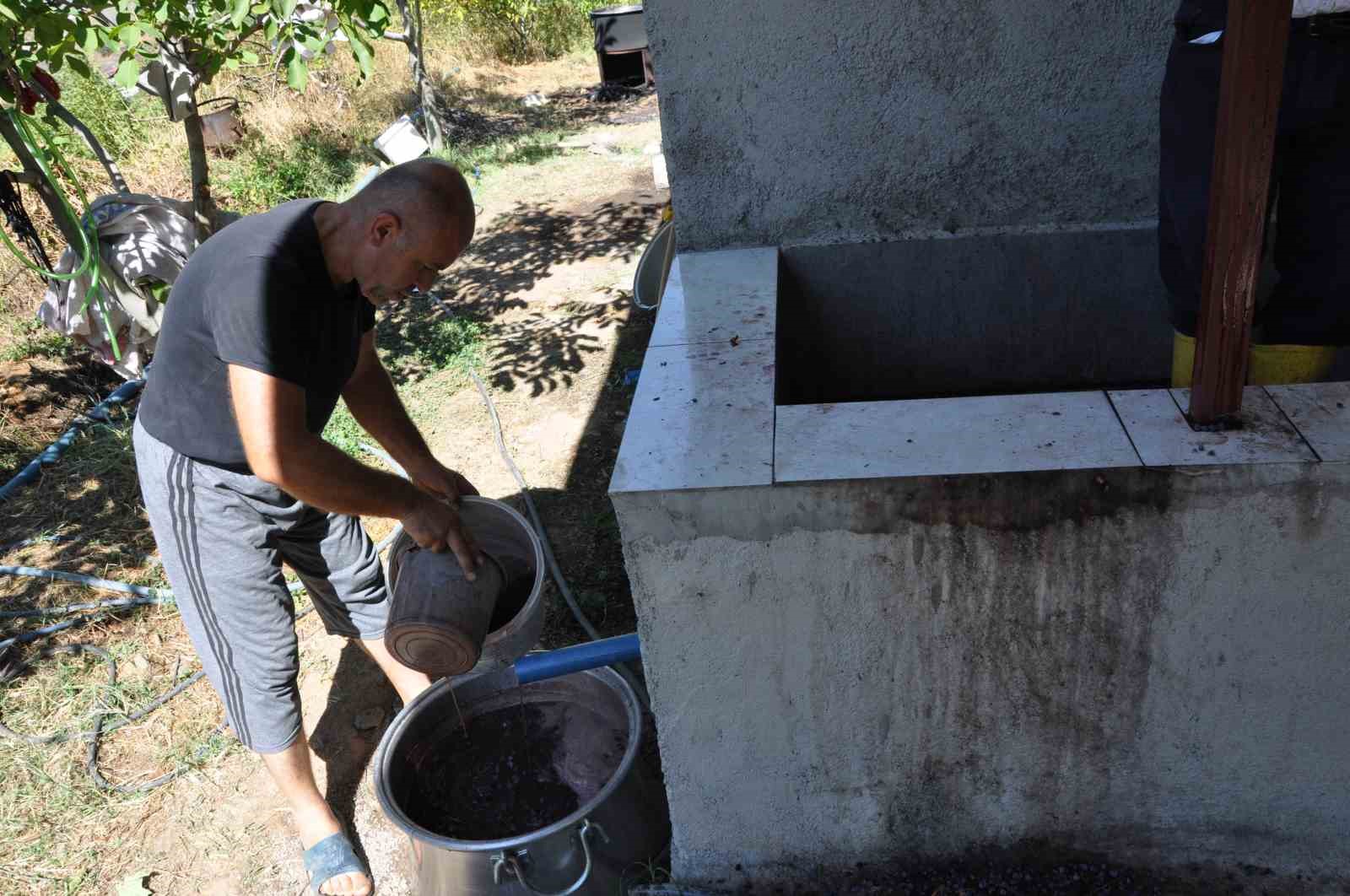 Batman’da üzümün pekmeze yolculuğu başladı
