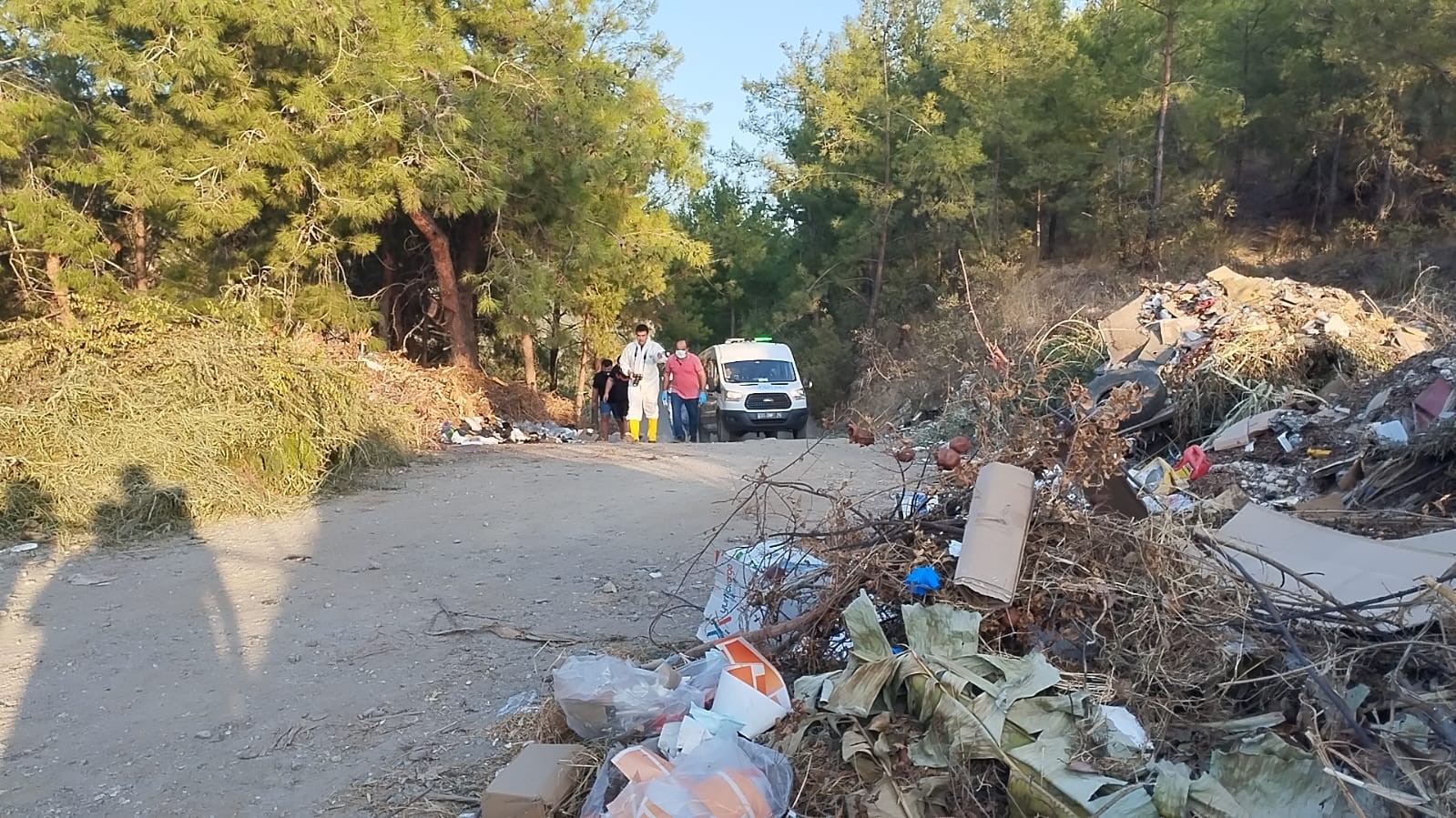 Mersin’de çöplükte bulunan cesedin elleri ve ayaklarının bağlı olduğu ortaya çıktı
