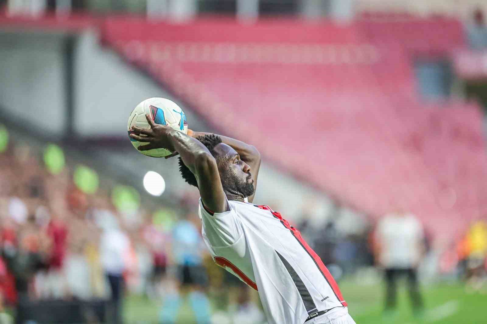 Trendyol Süper Lig: Samsunspor: 0 - Konyaspor: 1 (Maç sonucu)
