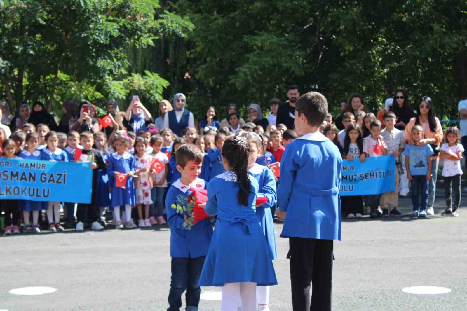 Hamur’da İlköğretim Haftası renkli geçti
