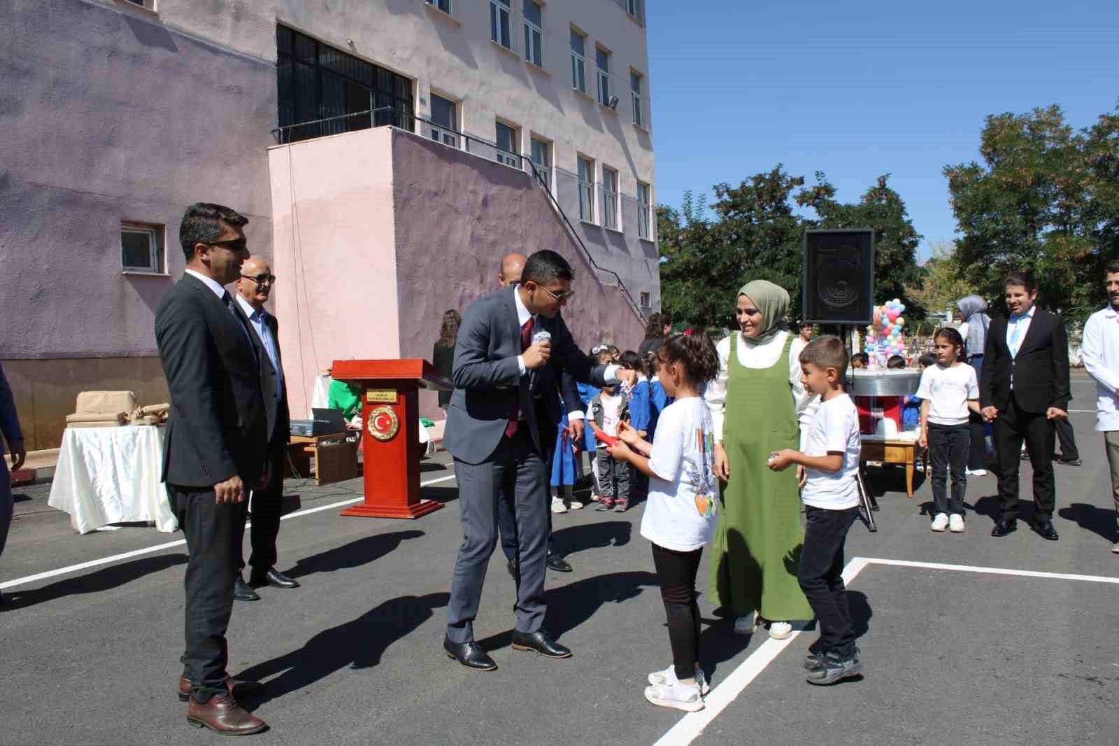 Hamur’da İlköğretim Haftası renkli geçti
