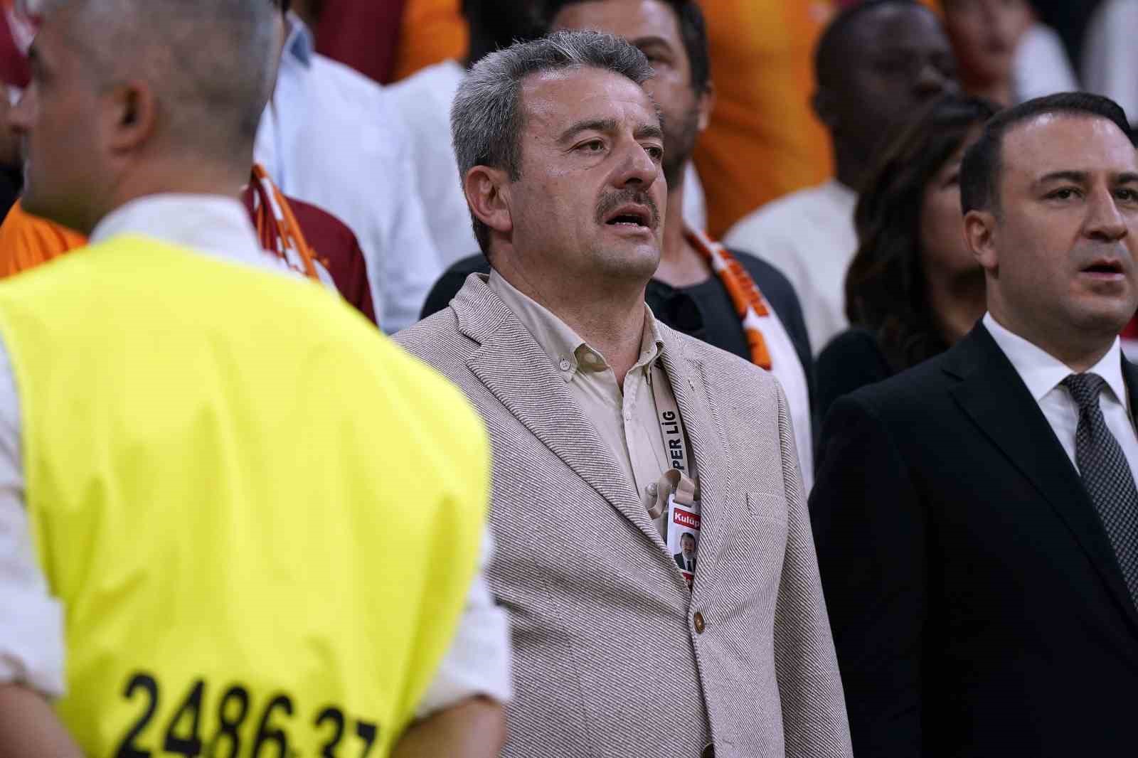 Trendyol Süper Lig: Galatasaray: 1 - Çaykur Rizespor: 0 (Maç devam ediyor)
