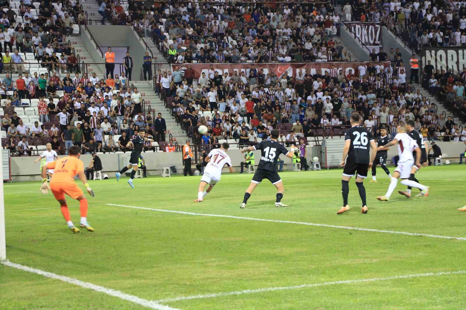 TFF 2. Lig: Elazığspor: 3 - Nazillispor: 1
