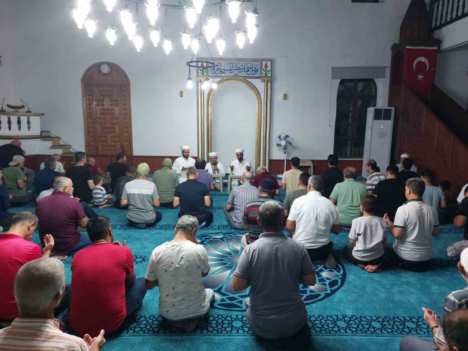 Köyceğiz Hacıbey Camii’nde Mevlid Kandili coşkusu
