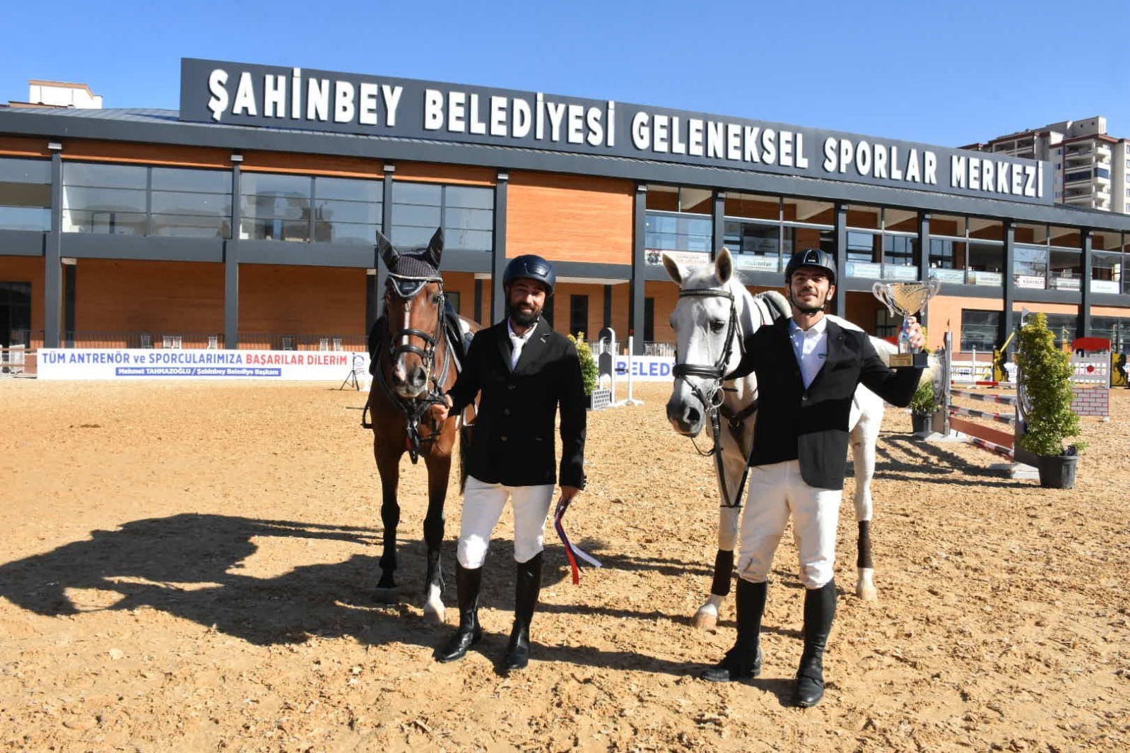 Şahinbey’de engel atlama teşvik müsabakaları tamamlandı
