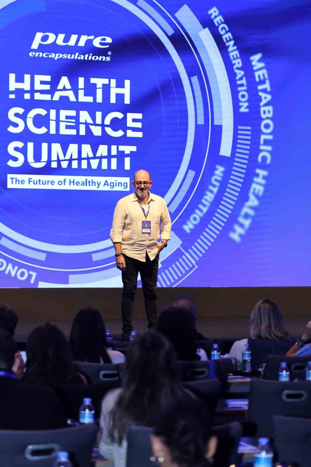 Sağlıklı yaş almanın geleceği Pure Health Science Summit’te ele alındı
