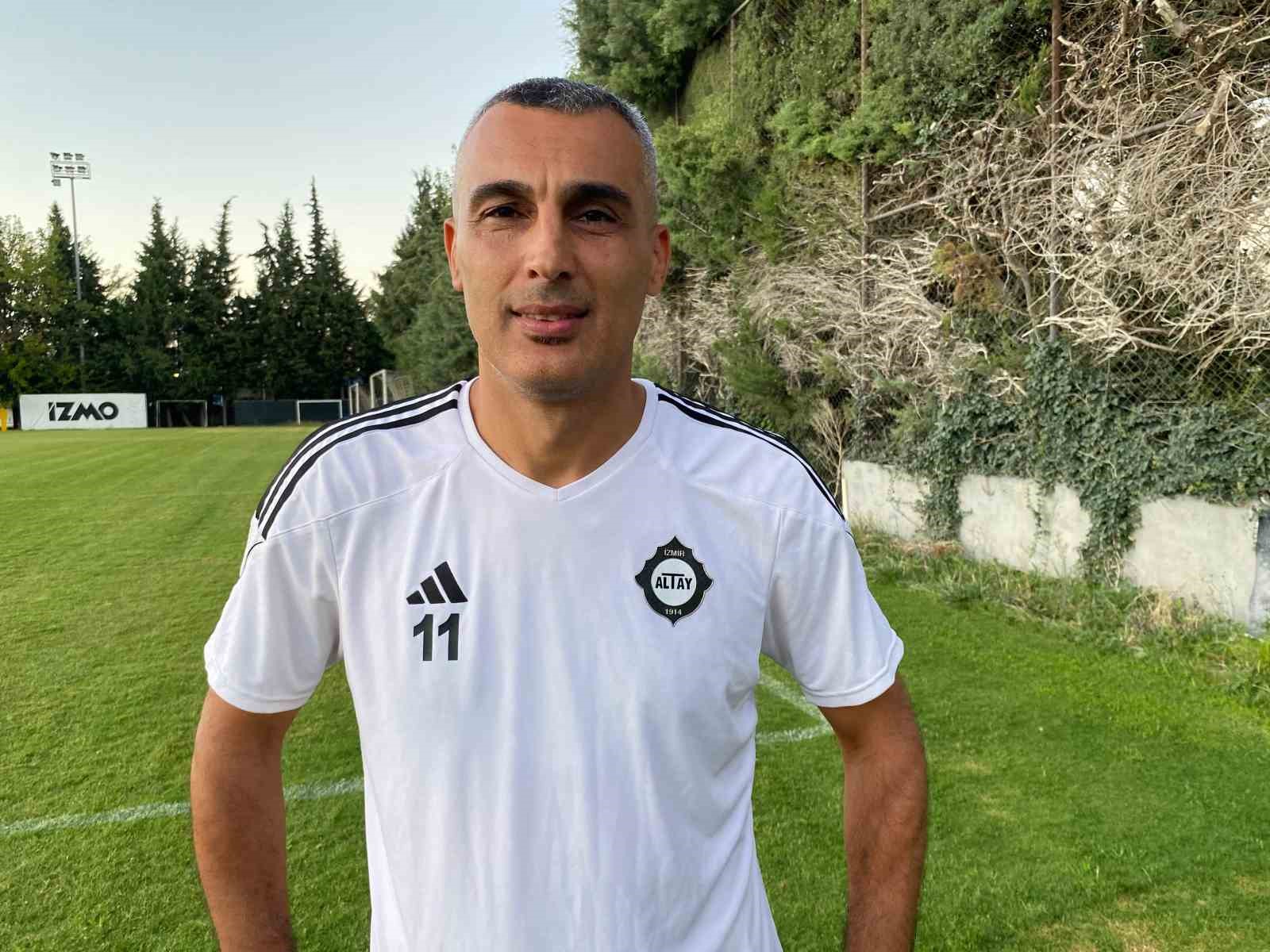 Murat Uluç: “Transfer yasağımız olmasa futbolu bırakırım”
